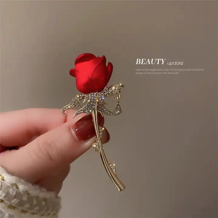 Nice Design Tulip Rose Brooch for Women Elegant Corsage Fashion Brooch Pin